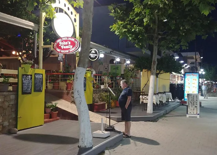 Opensky Pool Apartment Kallithea (Chalkidiki)