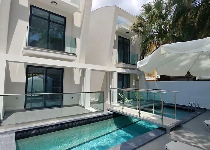 Opensky Pool Apartment Kallithea (Chalkidiki)