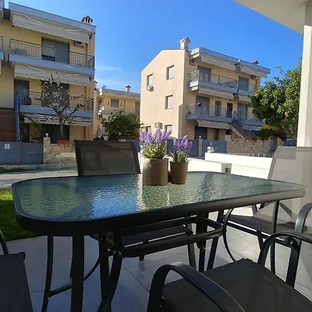 Opensky Pool *