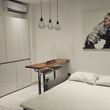 Opensky Pool Apartmán *