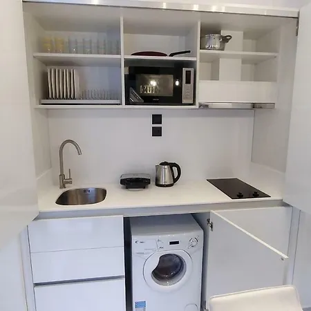 Opensky Pool Apartmán *